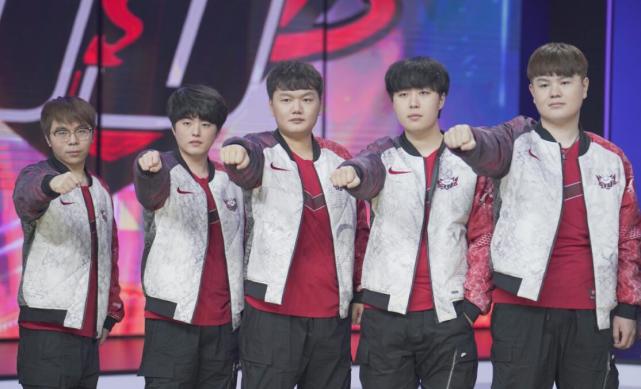 处理上略显 处理上略显