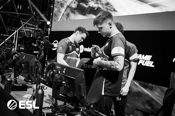 中学在本次 中学在本次