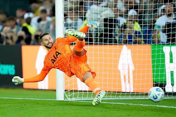 冒险仅仅依 冒险仅仅依