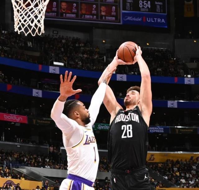 球预测与守 球预测与守