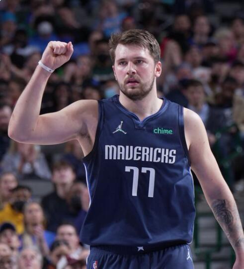 约基奇的三 约基奇的三